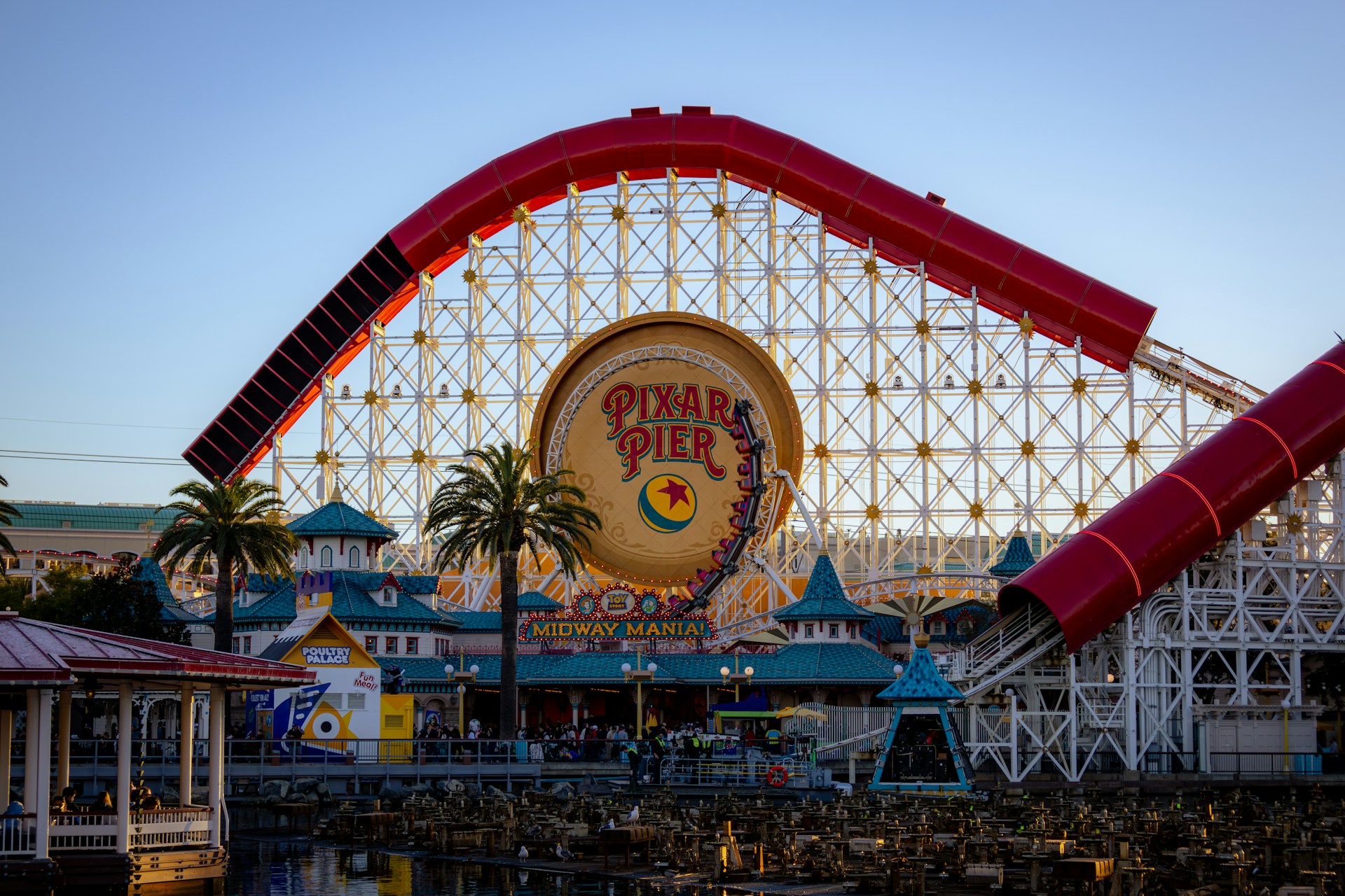 The Best Amusement & Water Parks Near Corona, California: Your Guide to Splashy, Screamy Fun